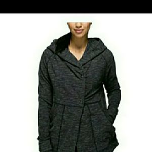 Lululemon Find Your Centre wrap jacket hooded sz 2